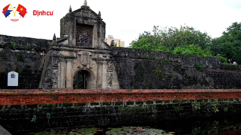 Cùng đi khám phá những địa điểm du lịch philippines hấp dẫn